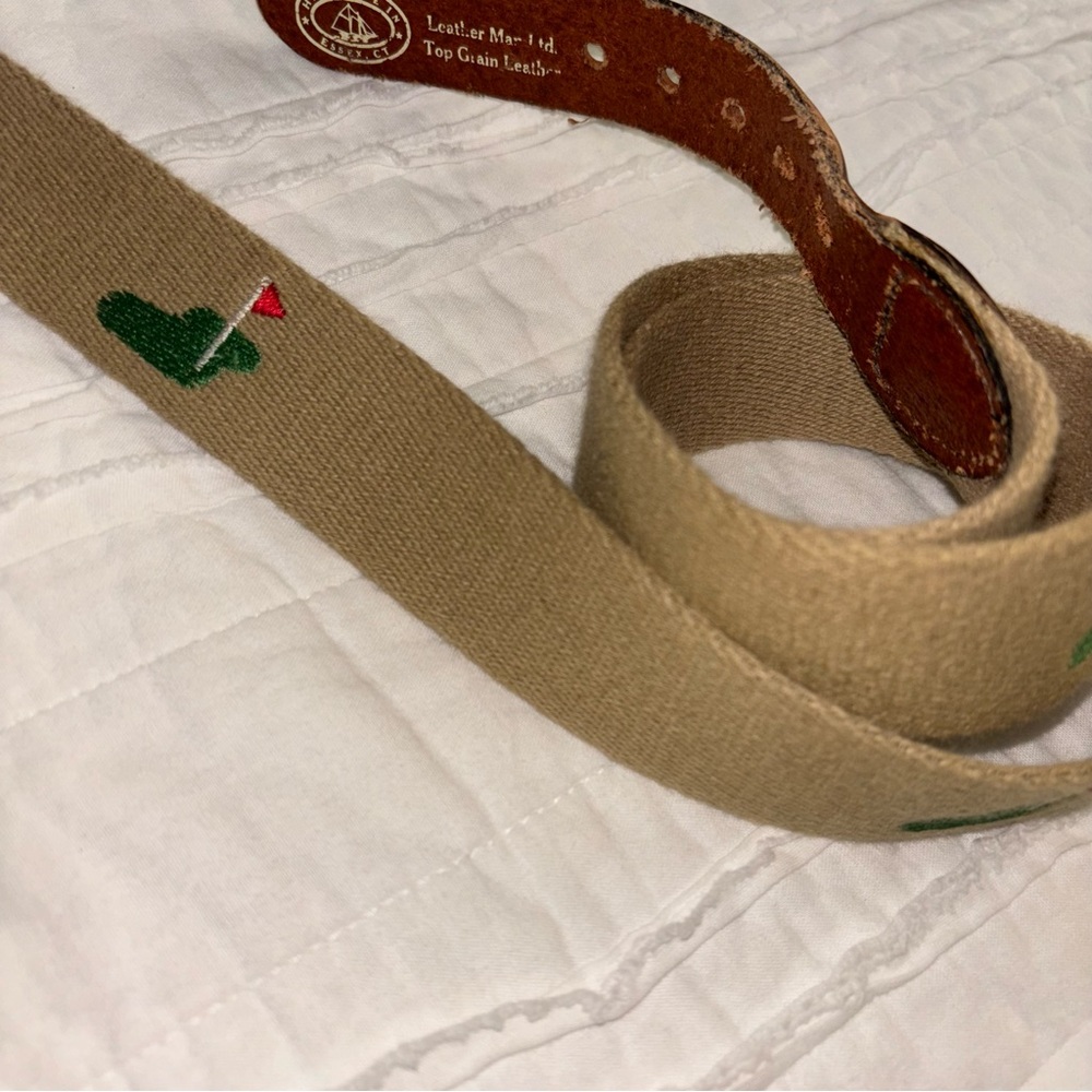 The Leather Man embroidered Golf Theme Twill Canvas Men’s 46 belt brass buckle